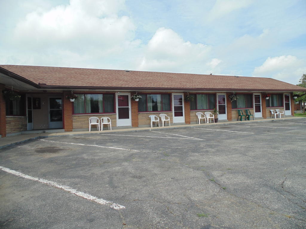 Capri Motel Port Colborne Exterior foto